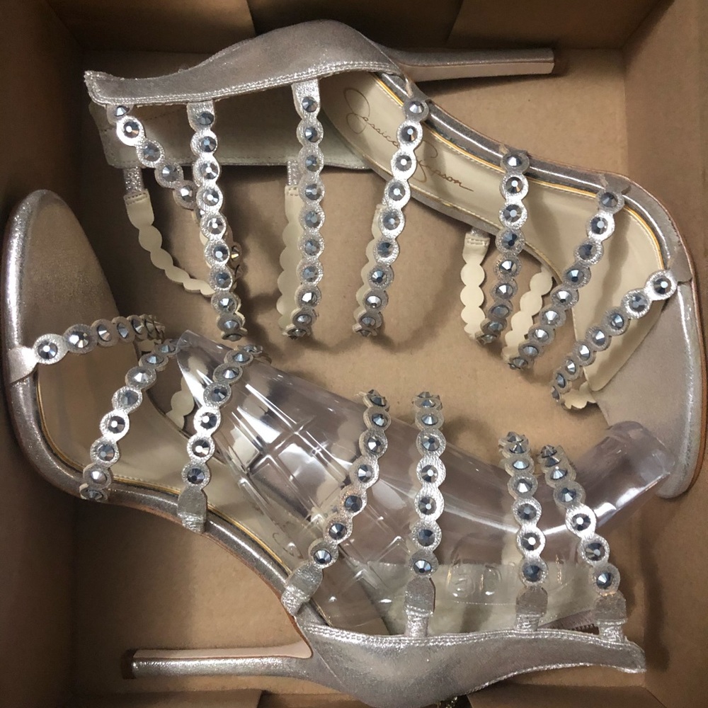 Jessica Simpson shimmer Sand size 8 1/2 Heels